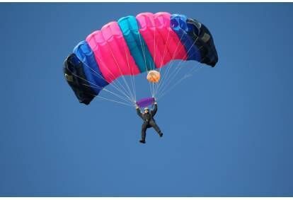 Savarankiškas šuolis parašiutu su apmokymais Raploje arba Taline