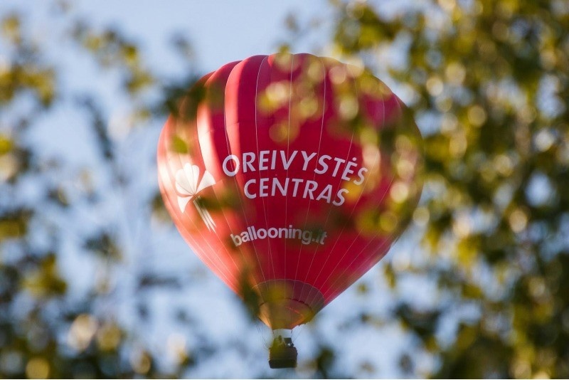 Skrydis oro balionu Šiaulių apylinkėse su „Oreivystės centru“