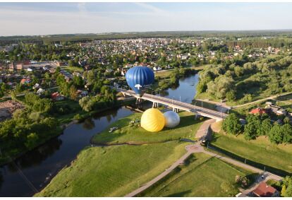 Skrydis oro balionu virš Ukmergės su „Oreivystės centru“
