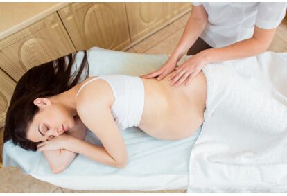 Atpalaiduojantis nugaros masažas nėščiosioms „Masažo klinikoje“ Vilniuje