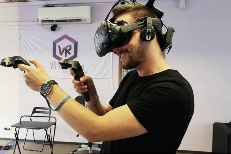Apsilankymas virtualios realybės kambaryje 1-6 asmenims Vilniuje