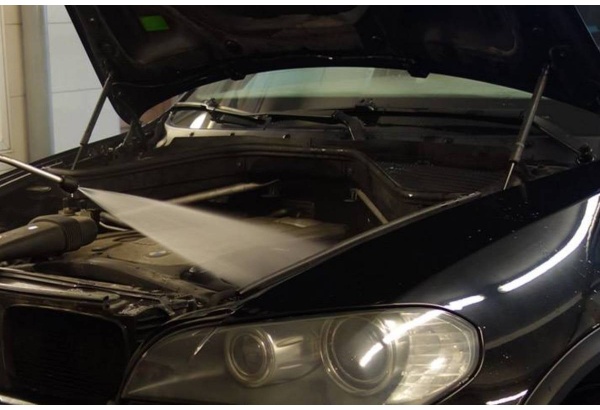 Automobilio ventiliacinių kanalų valymas ir dezinfekavimas Vilniuje