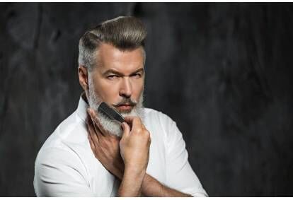 Vyriškas plaukų kirpimas + barzdos formavimas Vilniuje