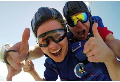Tandem šuolis parašiutu su filmavimu Sasnavos aerodrome Marijampolėje