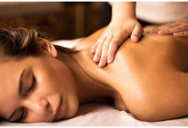 Atpalaiduojantis viso kūno masažas „Harmony SPA“ centre Telšiuose