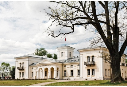 1 nakvynė su vakariene ir SPA „Burbiškio dvare“ Anykščių rajone
