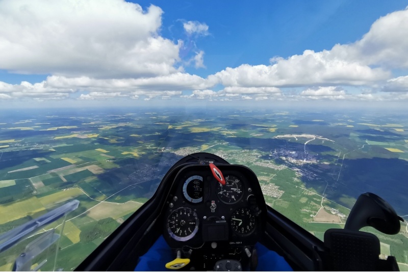 Lėktuvo pilotavimo pamoka virš Telšių su profesionaliu pilotu