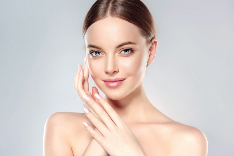 Vandens dermabrazija veidui grožio salone „Cult of beauty“ Vilniuje
