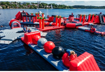 Apsilankymas vandens batutų parke „Water Inn“ Zarasuose