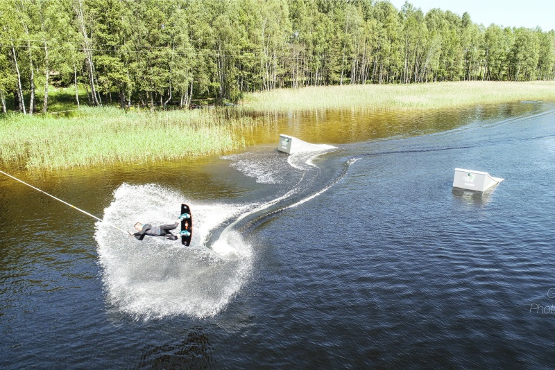 Čiuožimas vandenlente 1 asmeniui Wake Park Tytuvėnai