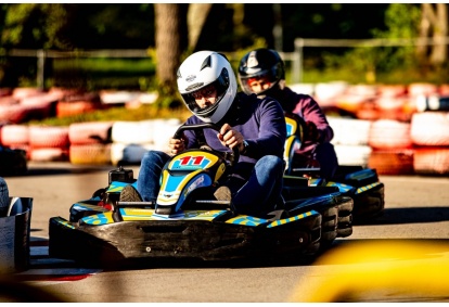 Pasivažinėjimas kartais „Gokartas“ kartodrome Klaipėdoje