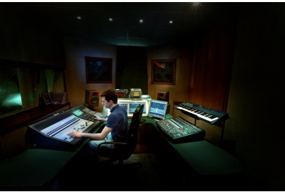 Dainos įrašymas garso įrašų studijoje „MAMA studios“ Vilnius
