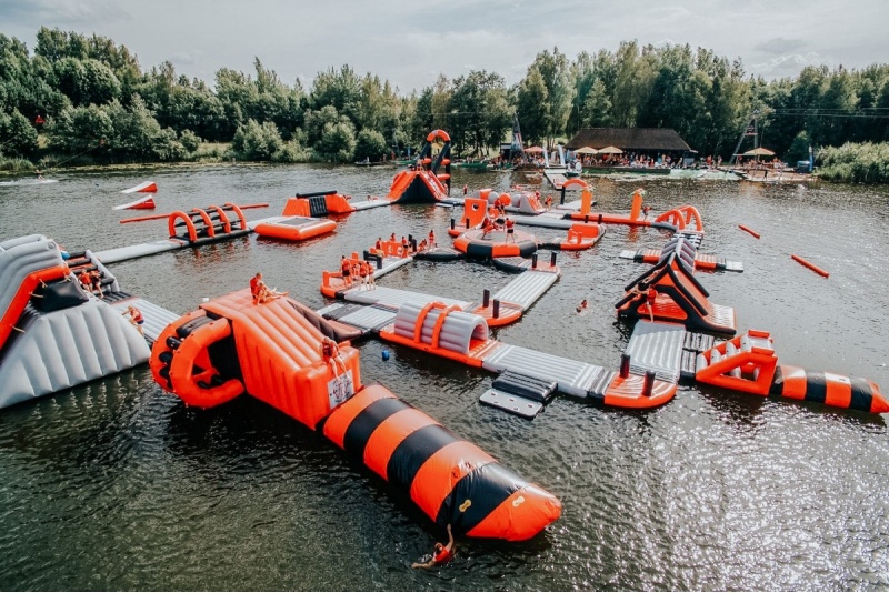 Ką dovanoti 18 - mečiui